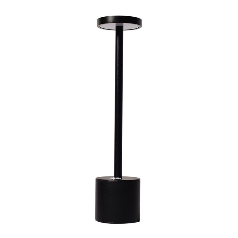 Lampada da scrivania per soggiorno con camera da letto in metallo in stile decorazione postmoderna a una testa