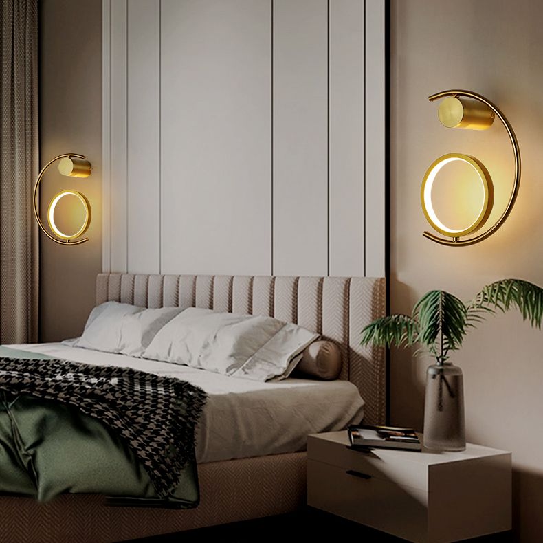 Modern Linear Wall Mounted Light Fixture Metal 1 Light Wall Sconce for Living Room