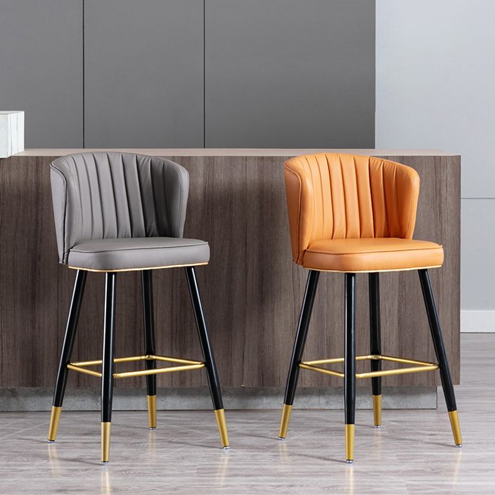 Moderno sgabello da barre di cassa con sgabelli da banco di schiena senza braccio con cuscino in pelle