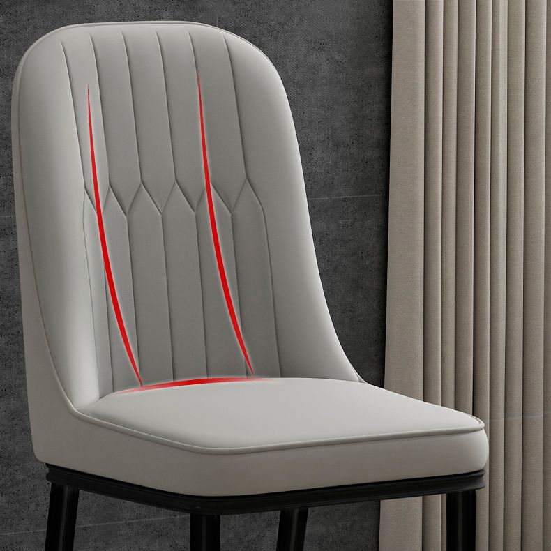 Ensemble de chaises en métal de style scandinave, chaises latérales de cuisine à dossier solide