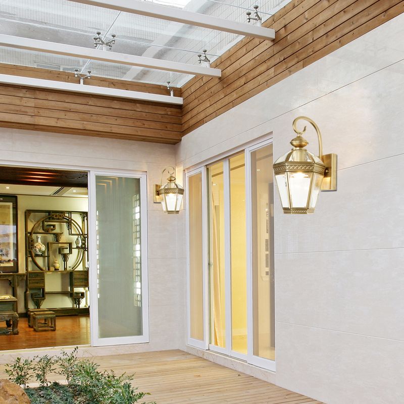 Geometric Metal Wall Sconce Traditional 1 Bulb Foyer Wall Mounted Light Fixture in Gold