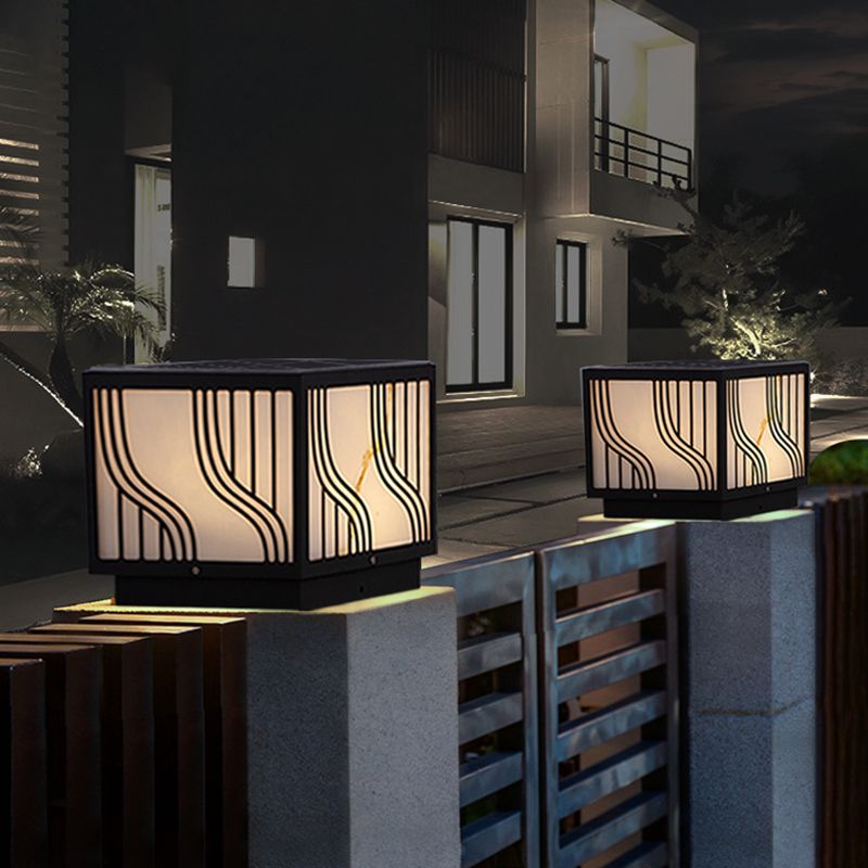 Modern LED Pillar Light Black Solar Lighting Fixture for Garden