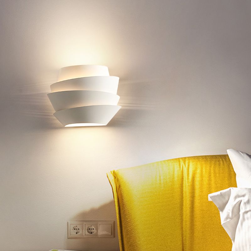 Kids Style 2 - Light Wall Mounted Fixture in White Iron Flower Shape Wall Sconce