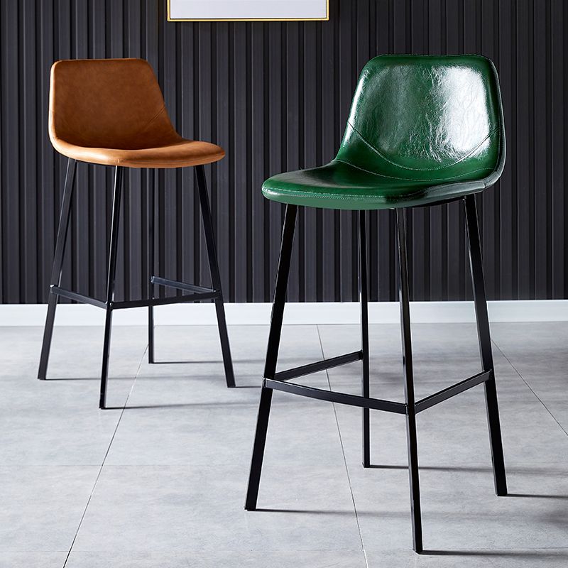 Barhocker im Industriestil, Schalensitz, Metallbeine für die Küchenbar