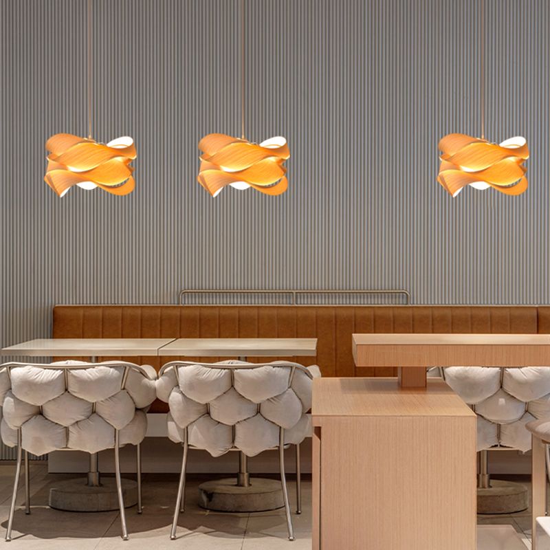 Wood Unique Shape Hanging Lights Modern Style 1 Head Hanging Mount Fixture for Restaurant