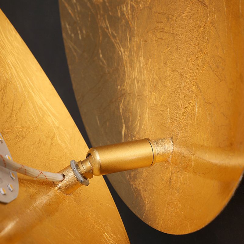 Postmodern Style Metal Wall Light Simple Geometry Circle Rotatable Wall Lamp for Bedroom