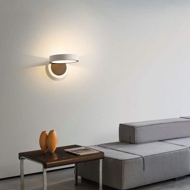 Modern Metal 1-Light Wall Mount Lamp Adjustable Round Wall Sconce for Bedroom