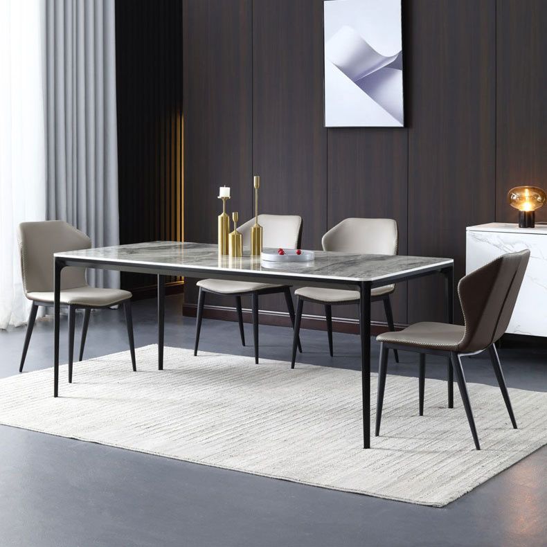 Eettafel met stenen blad Eigentijdse eettafel met 4 poten in zwart