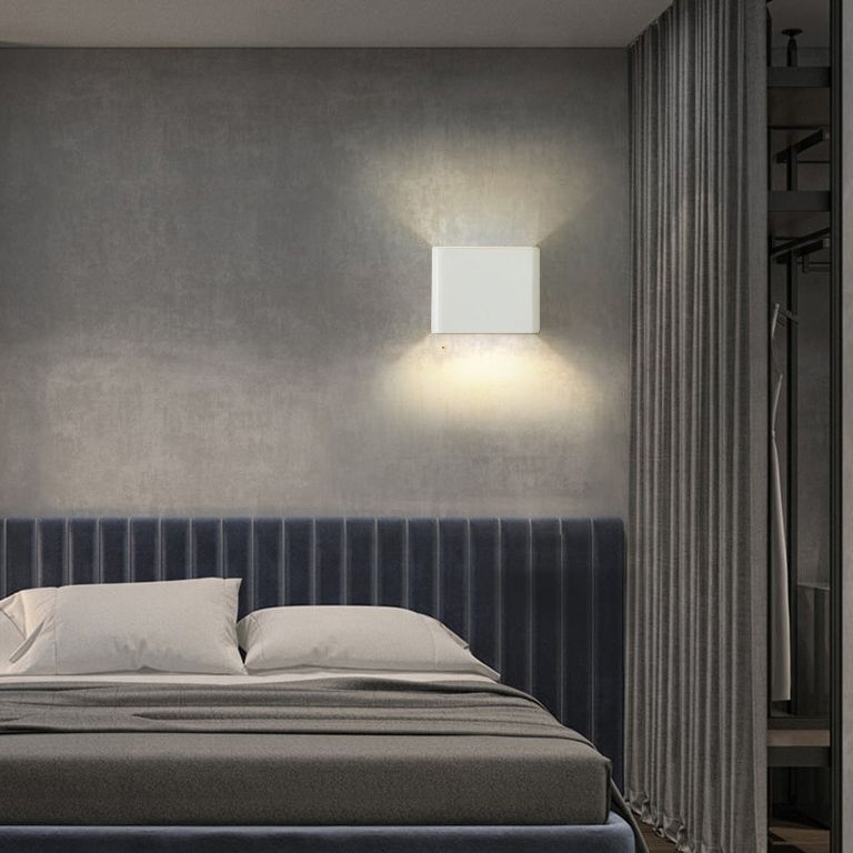 Ultra-modern Square Wall Sconce Lighting Aluminum Wall Mounted Light Fixture for Bedroom