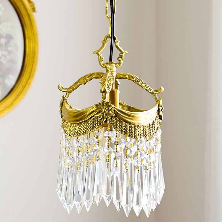 Vintage Brass Petal Relief Suspension Light avec des barres de cristal pendents 6,7 pouces de large entrée du couloir
