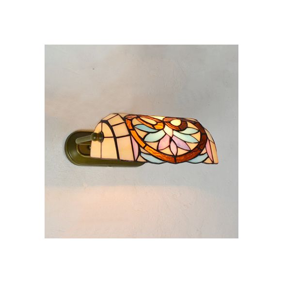 Tiffany Banker Wall Light with/without Pull Chain Stained Glass 1 Light Wall Mount Fixture with Flower Pattern in Beige