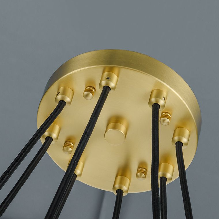 Lámpara de lámpara de metal de estilo posmoderno lámpara de oro cilindro luz colgante