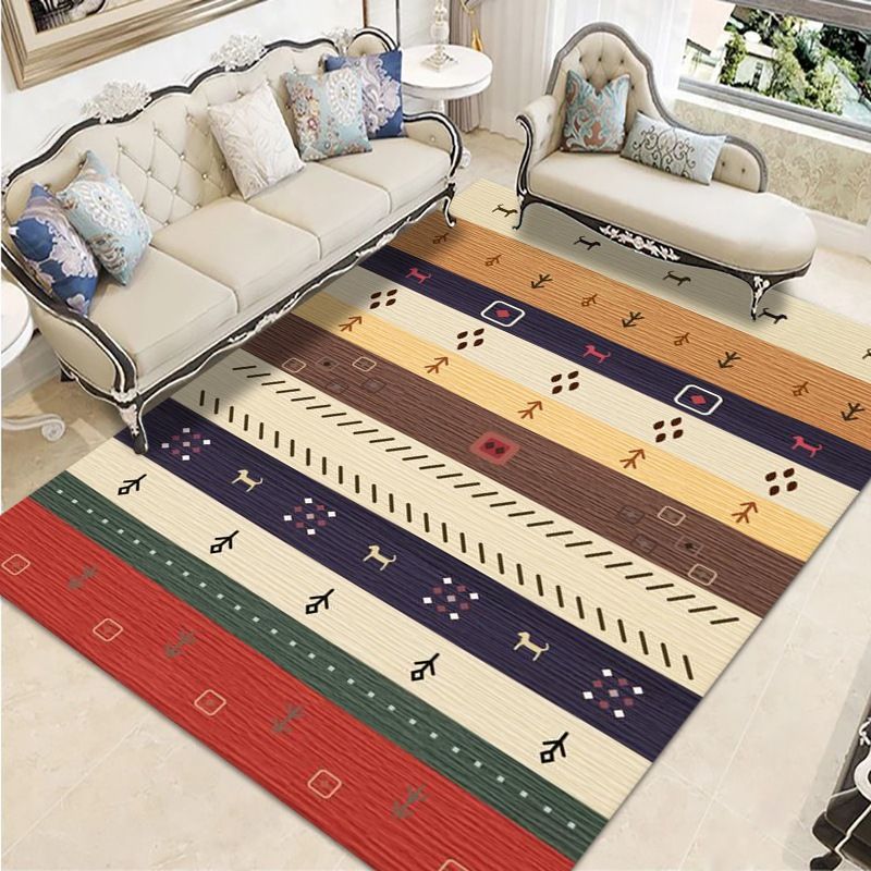 Rose Red Olden Carpet Polyester Graphic Carpet Stain Resistant Carpet for Home Decoration
