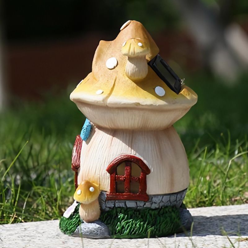 House Shaped Patio LED Ground Lighting Resin Cartoon Solar Operated Nightstand Lamp in Yellow/Green/Dark Yellow