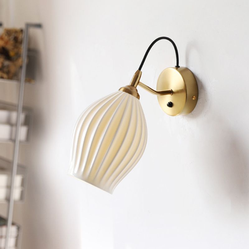 Industrial Wall Sconce Flower Shape Wall Light with Glass Shade for Living Room