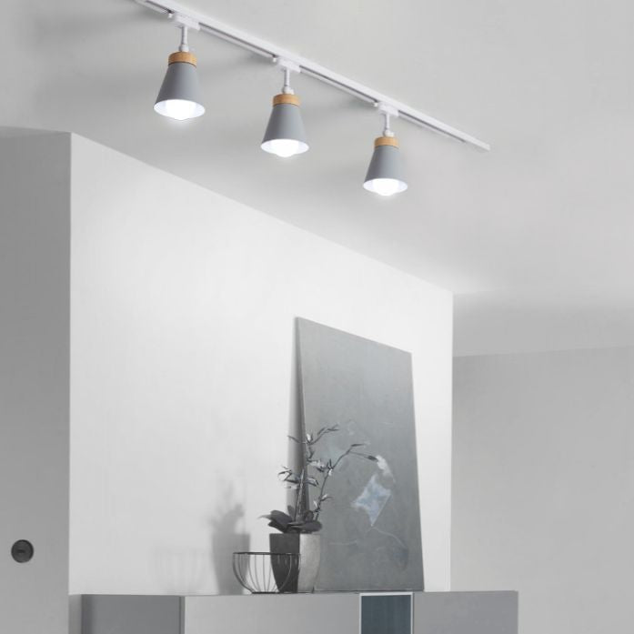 Nordic Metal & Wood Rail Lighting luminaires pour éclairage conique encastré de rail de plafond dans le hall d'entrée et la chambre à coucher