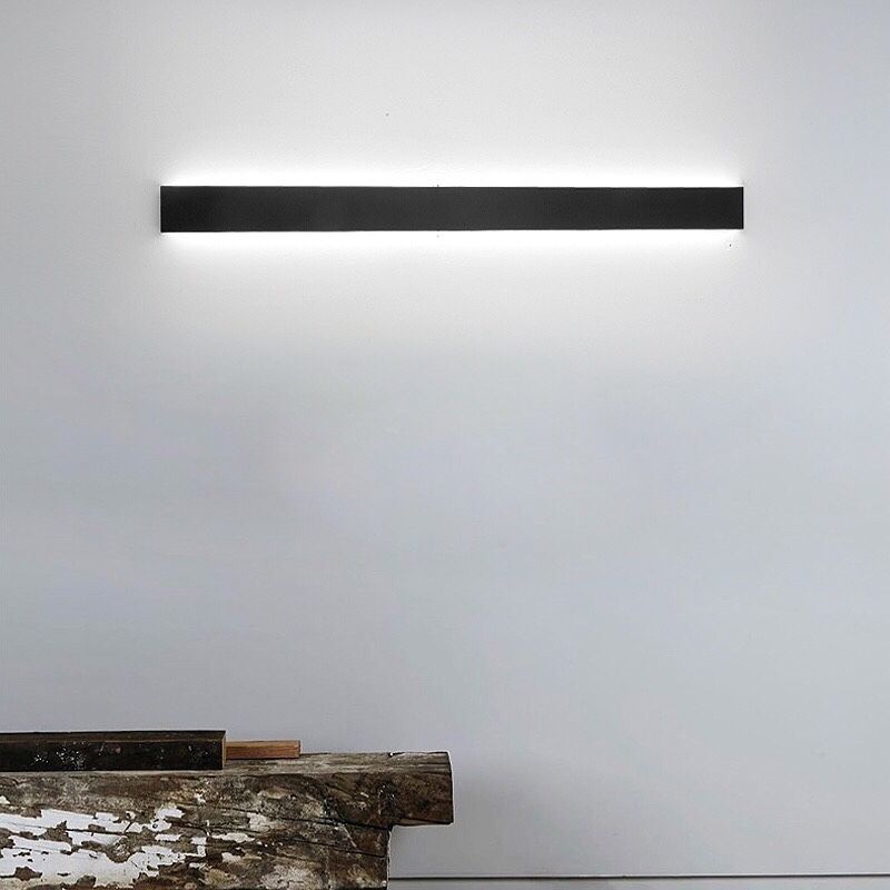 Éclair mural de nuance linéaire en métal style moderne à 1 lumière luminaire mural en noir en noir