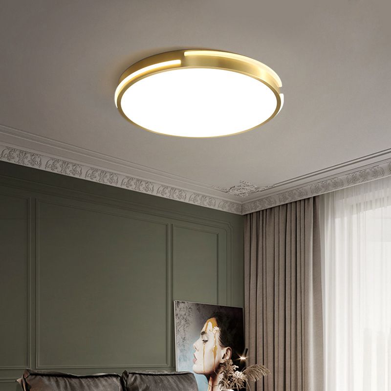 Modern Minimalist Metal Flush Mount Ceiling Lamp Gold Round Shape LED Flush Mount Lighting for Bedroom