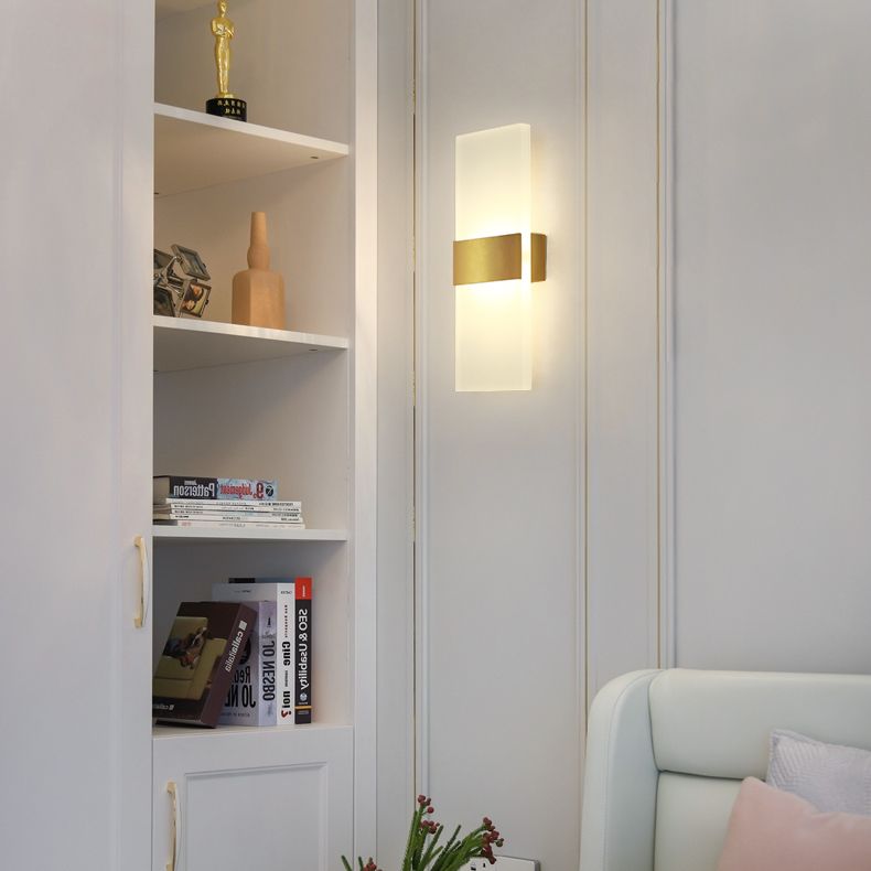 Moderno de moda simple estilo geométrico mate de pared de metal 1 apliques de luz