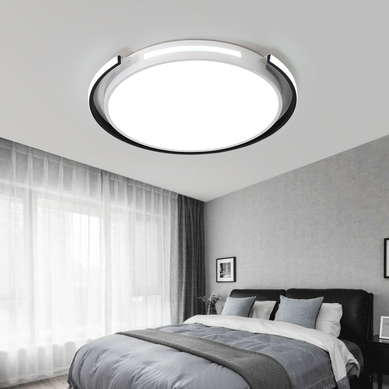 Minimalism LED Flush Mounted Lamp Black and White Round Ceiling Light with Acrylic Shade