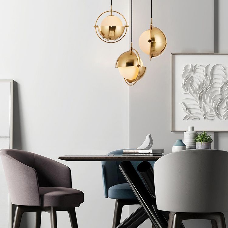 Modern artistico a sospensione singolo a pendente a pendente elettroplate in metallo lampada appesa con tonalità di vetro bianco
