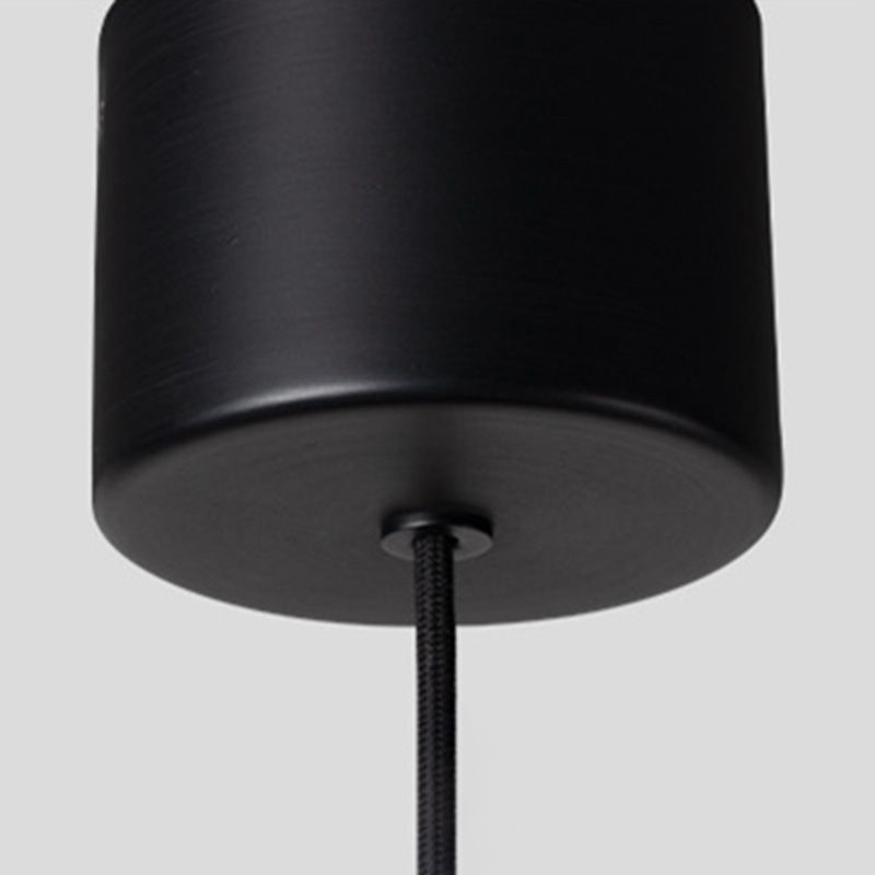 Salle à manger Neutre pendentif léger en métal noir LED de plafond simple