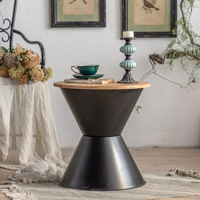 17" Wide French Country Side Table Metal Round Accent Side Table