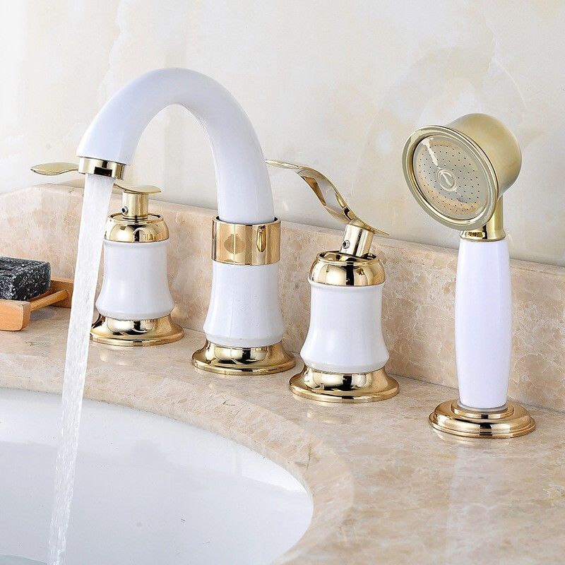 Luxury Rotatable Widespread Sink Faucet Circular Lever Handle Faucet with Water Hose