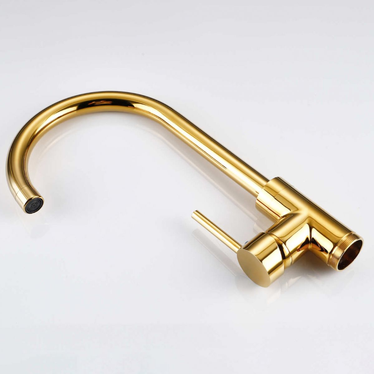 Traditional Floor Mounted Metal Freestanding Tub Filler Single Handle Freestanding Faucet