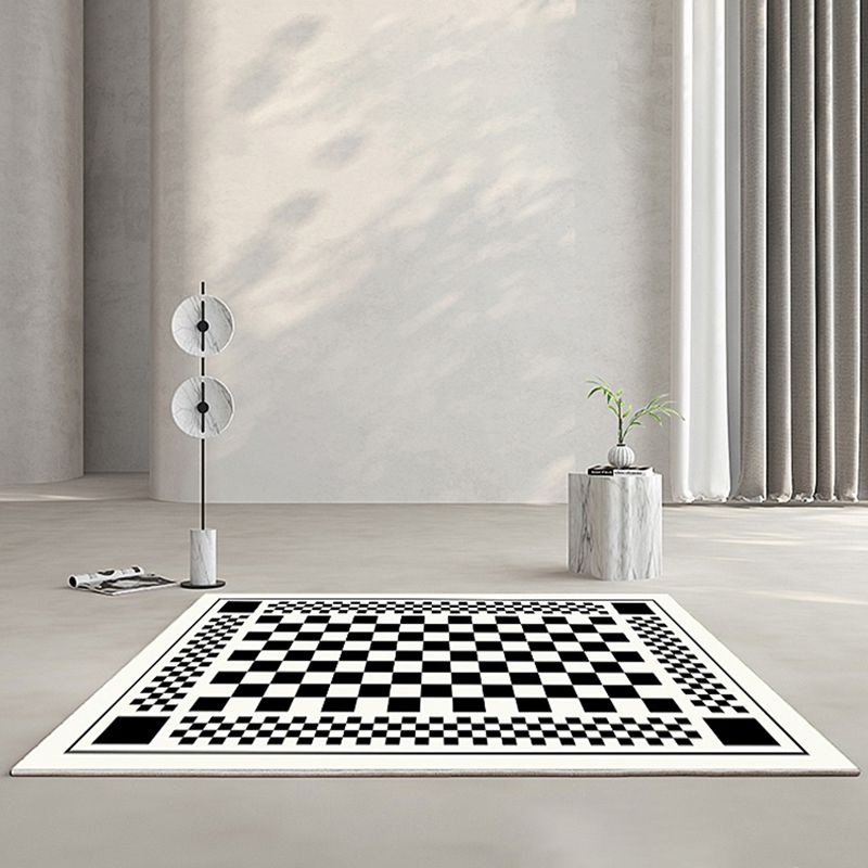 Black Plaid Print Carpet Modern Polyester Area Rug Stain Resistant Rug for Home Decor