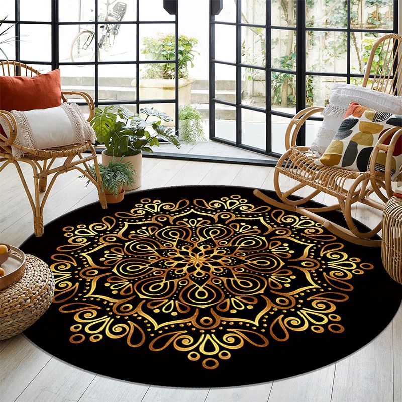 Traditional Black Rug Polyester Rug Washable Carpet for Home Decor