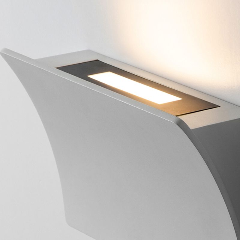 Square Shade Metal Wall Sconce Modern Style 1-Light Wall Mount Lighting