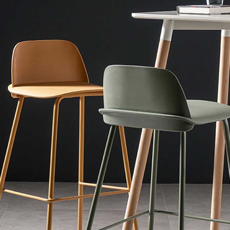 Modern Plastic Seats Macron Barstool Metal 4 Legs Bar Stool for Indoor, Set of 2