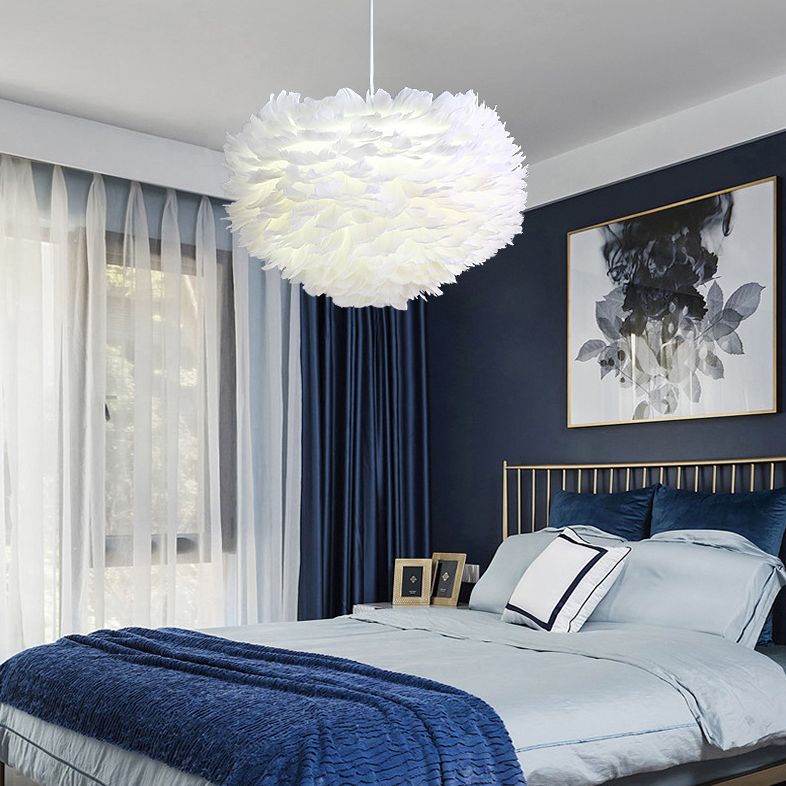 Art Deco White Feather Pendant Lighting Modern Nordic Creative Globe Hanging Ceiling Light for Bedroom