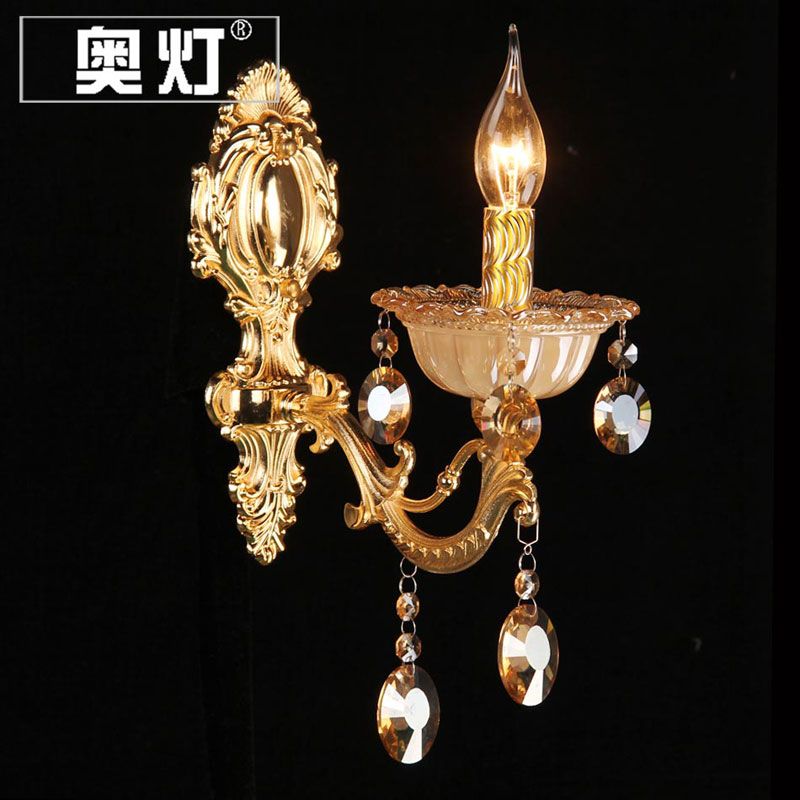 Brass Candle Wall Mounted Light Traditional Metal 1 Head Dining Room Sconce Light with Beveled Crystal Drop