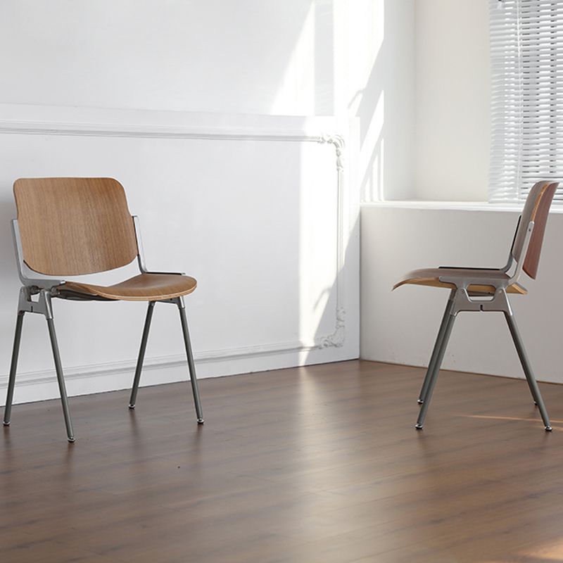 Silla de comedor de estilo moderno, sillas laterales sin brazos con respaldo abierto y patas de metal para cocina