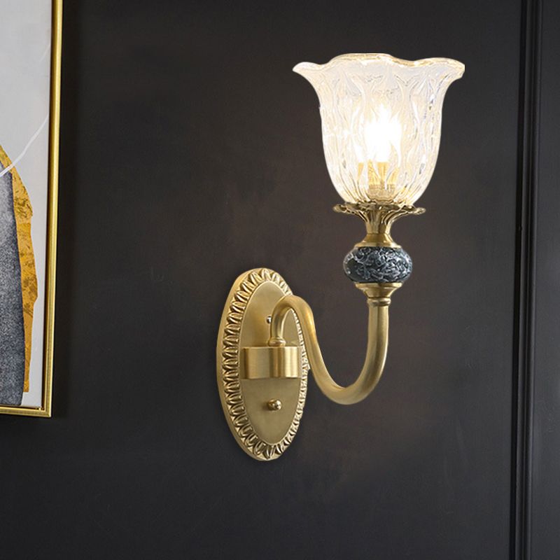 1/2-Head Floral Wall Mount Lamp Classic Style Brass Clear Ribbed Glass Wall Sconce Lighting with Swooping Arm