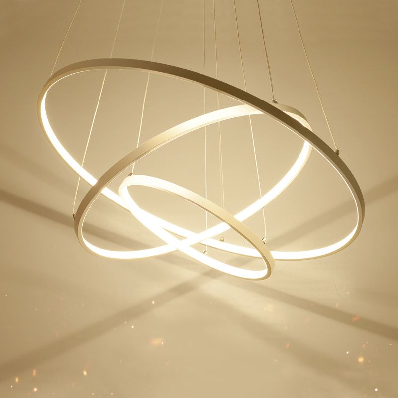 Lámparas de metal múltiples lámparas colgantes capas de estilo colgante de estilo moderno