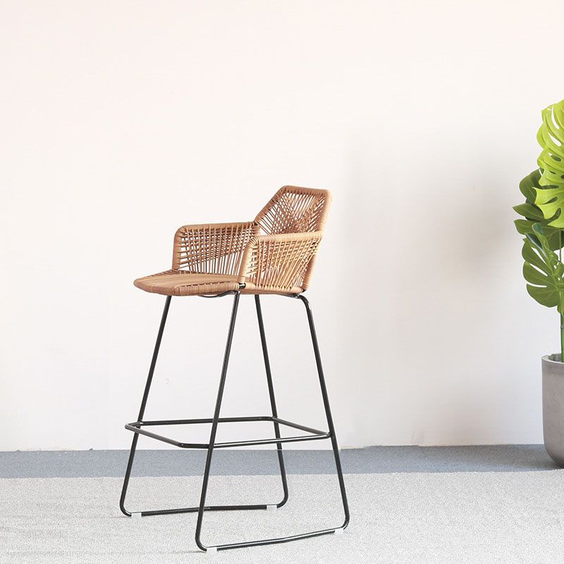 Modern Style Metal Bar Stool with Footrest and Low Back Balcony Lounge Bar Stool 30 Inch