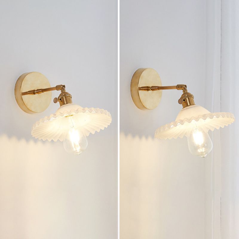 Gold Modern Styly Glass Lampa de pared de la lámpara de pared Ajustable Luz de aplastador de una sola bombilla