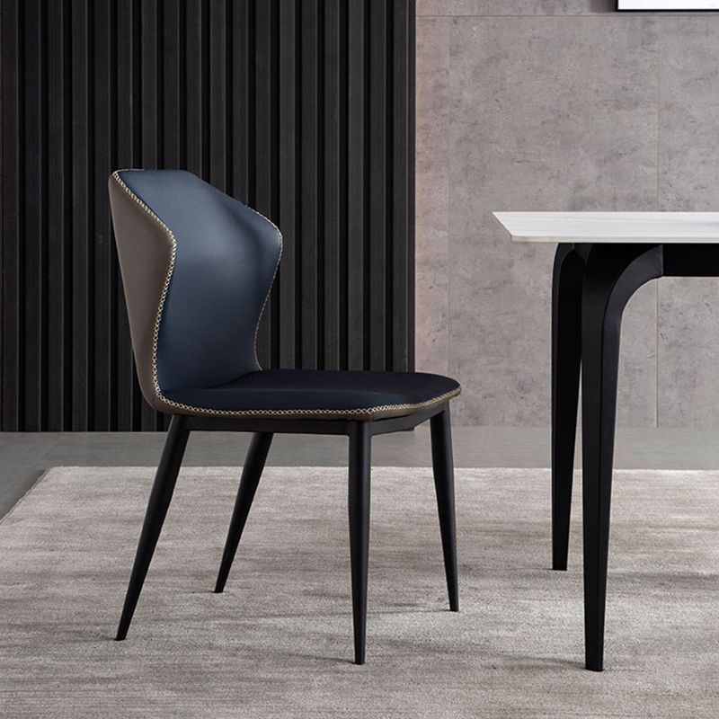 Chaise d'appoint d'intérieur industrielle Chaise de salle à manger rembourrée en métal à oreilles (Ensemble de 2)