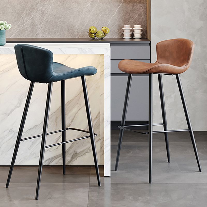 Black Metal Base Bar and Counter Stool Industrial Style Indoor Stool for Patio Use