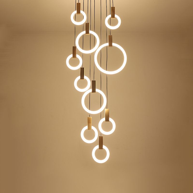 Enclaceur de cercles en bois massif pendentif