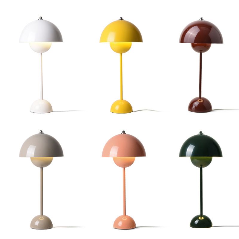 Macaron Style Table Lamp 1-Light Desk Lamp with Metal Shade for Bedroom