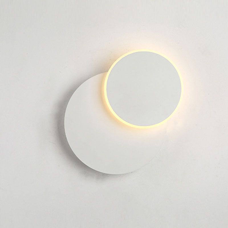 Lámpara de pared LED circular acrílica en estilo creativo moderno de hierro forjado aplastador de pared rotatable para dormitorio
