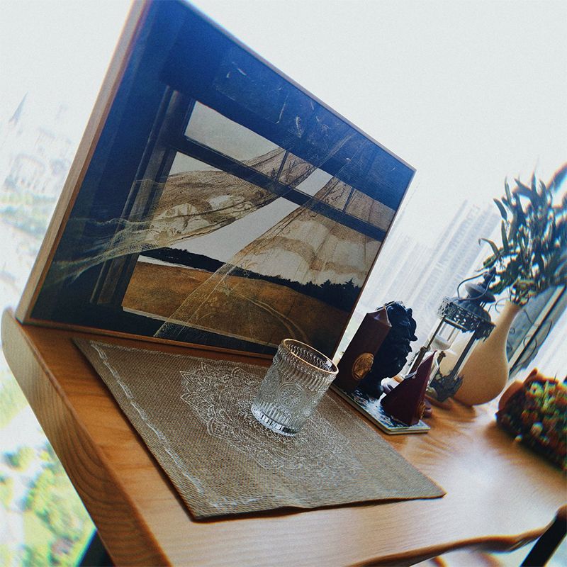 Brown Modern StyleTable Solid Wood and Iron Coffee Shop Bar Table