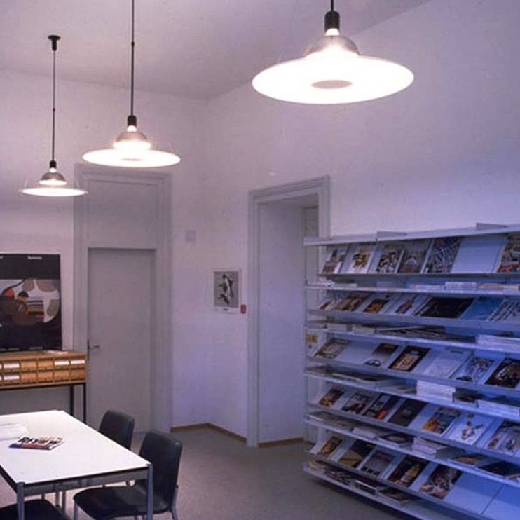 Minimalist Indoor Pendant Light, Dome Shade Metal 1-Light Pendant Lighting with Disk Under