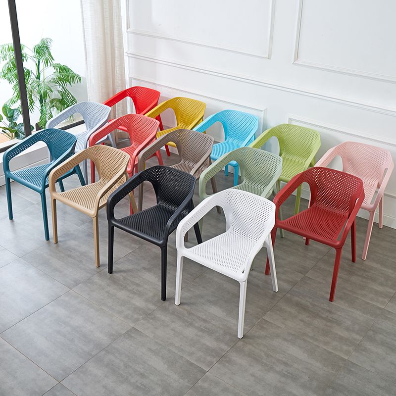 Chaise de salle à manger en plastique de style moderne chaise de salle à manger pour salle à manger