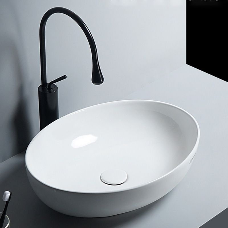 Modern Bathroom Sink Porcelain Round Vessel Lavatory Sink with Pop-Up Drain