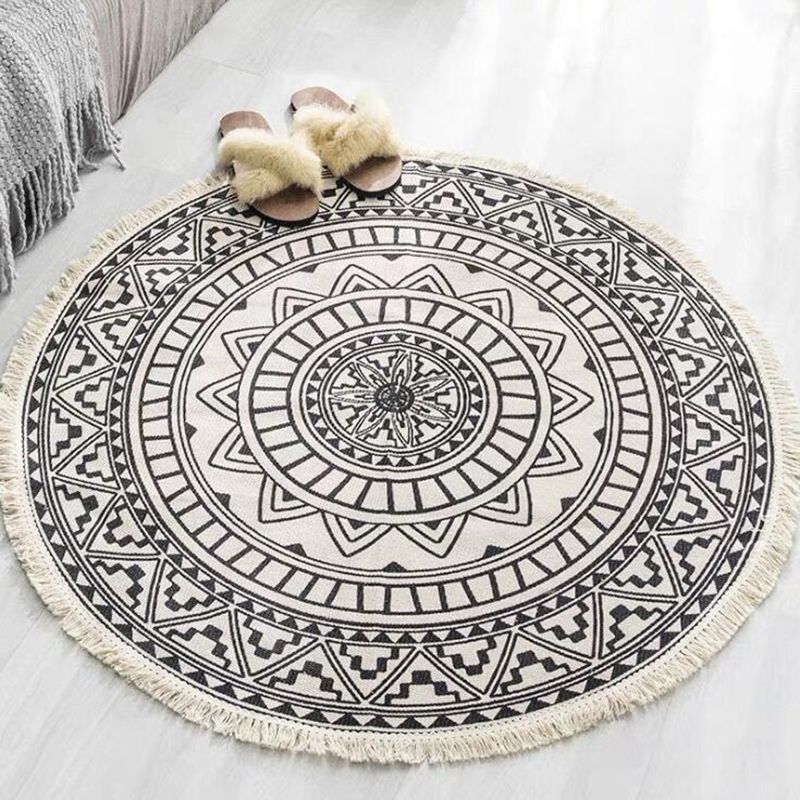 Bohemian Round Carpet Americana Pattern Indoor Rug Cotton Blend Fringe Area Rug for Home Decor